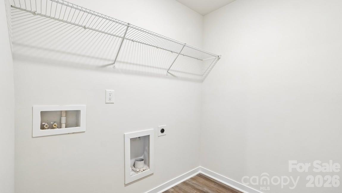 602 Dazzle Loop Property Photo 25