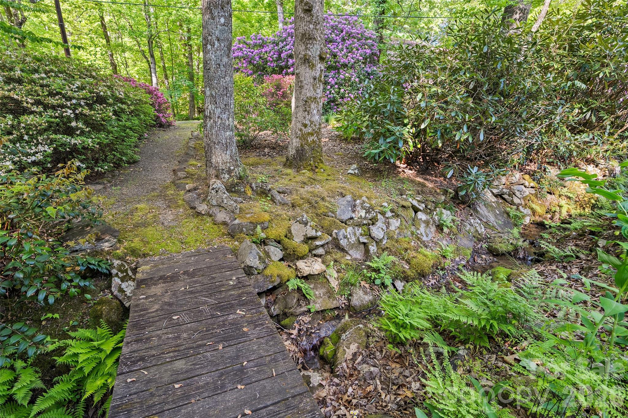 134 The Trail Property Photo 32