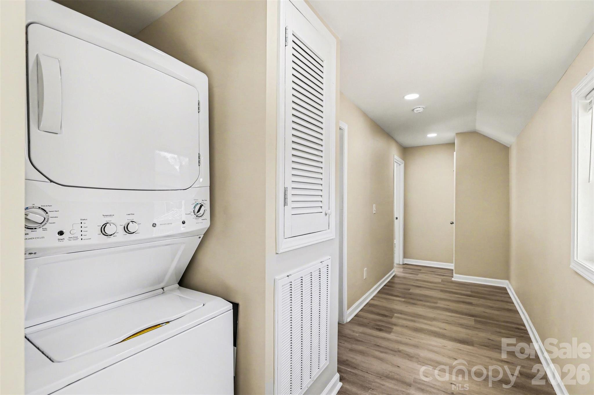 118 Glen Rae Street Property Photo 13