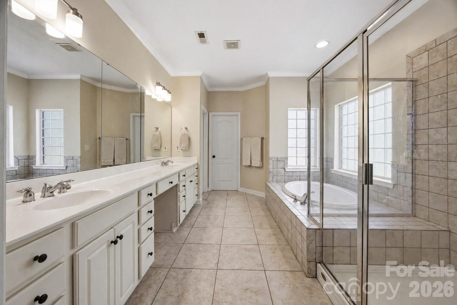 204 Black Mountain Drive Property Photo 22