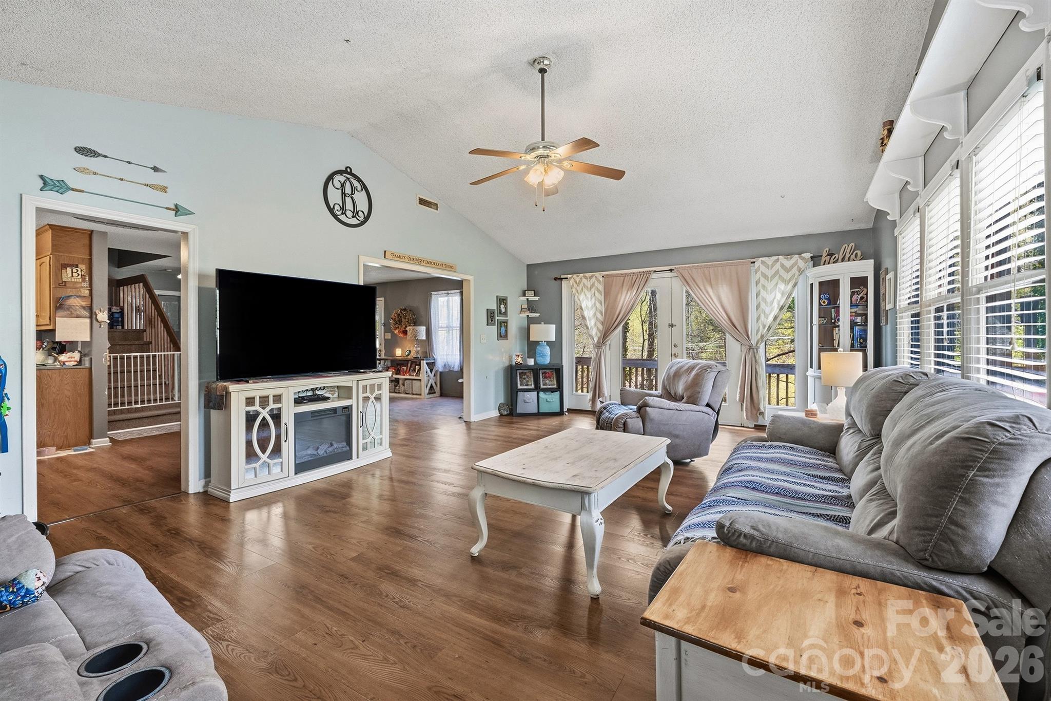 2090 Zacks Fork Road Property Photo 7