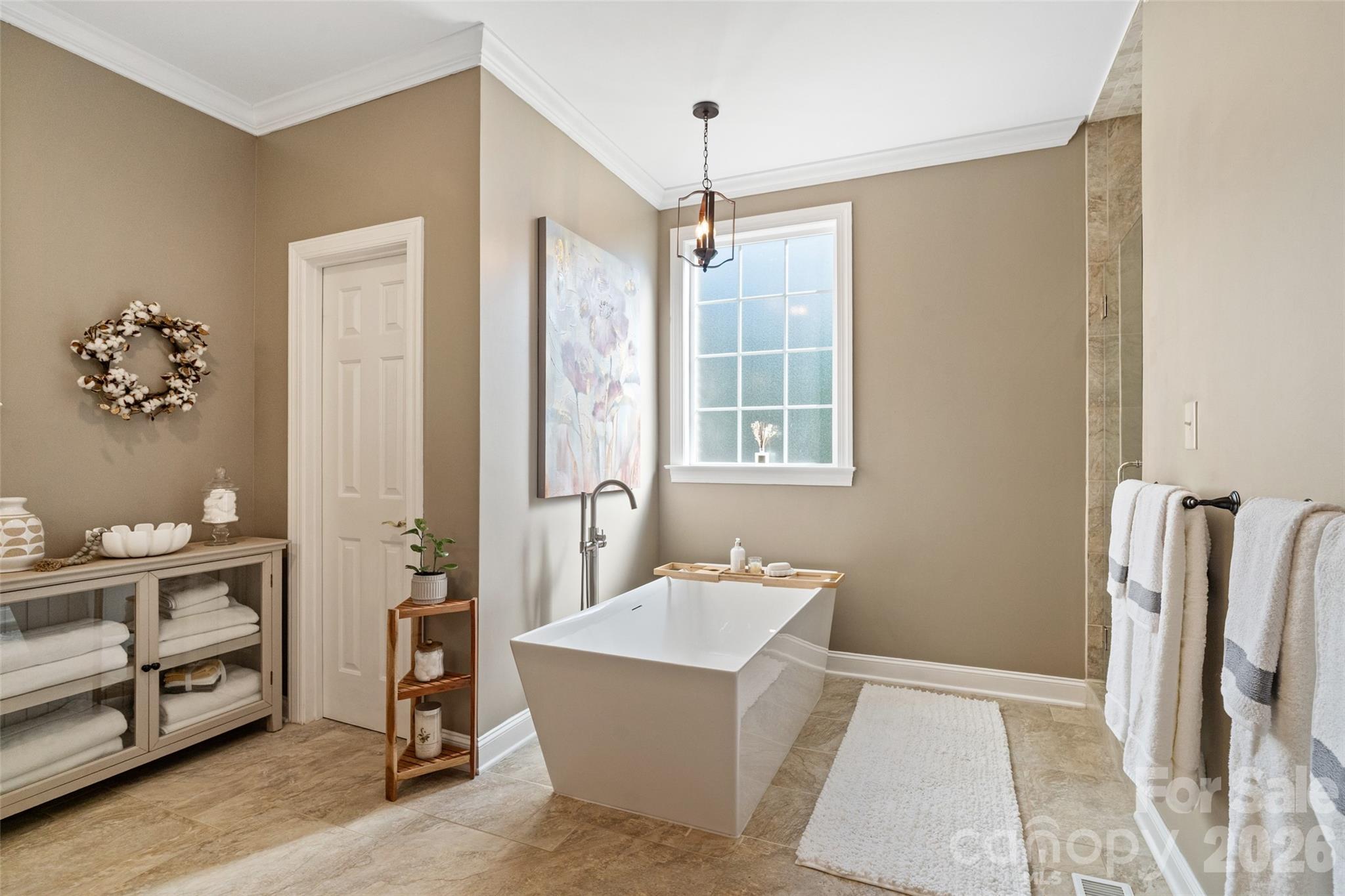 1701 S South Point Road Property Photo 10