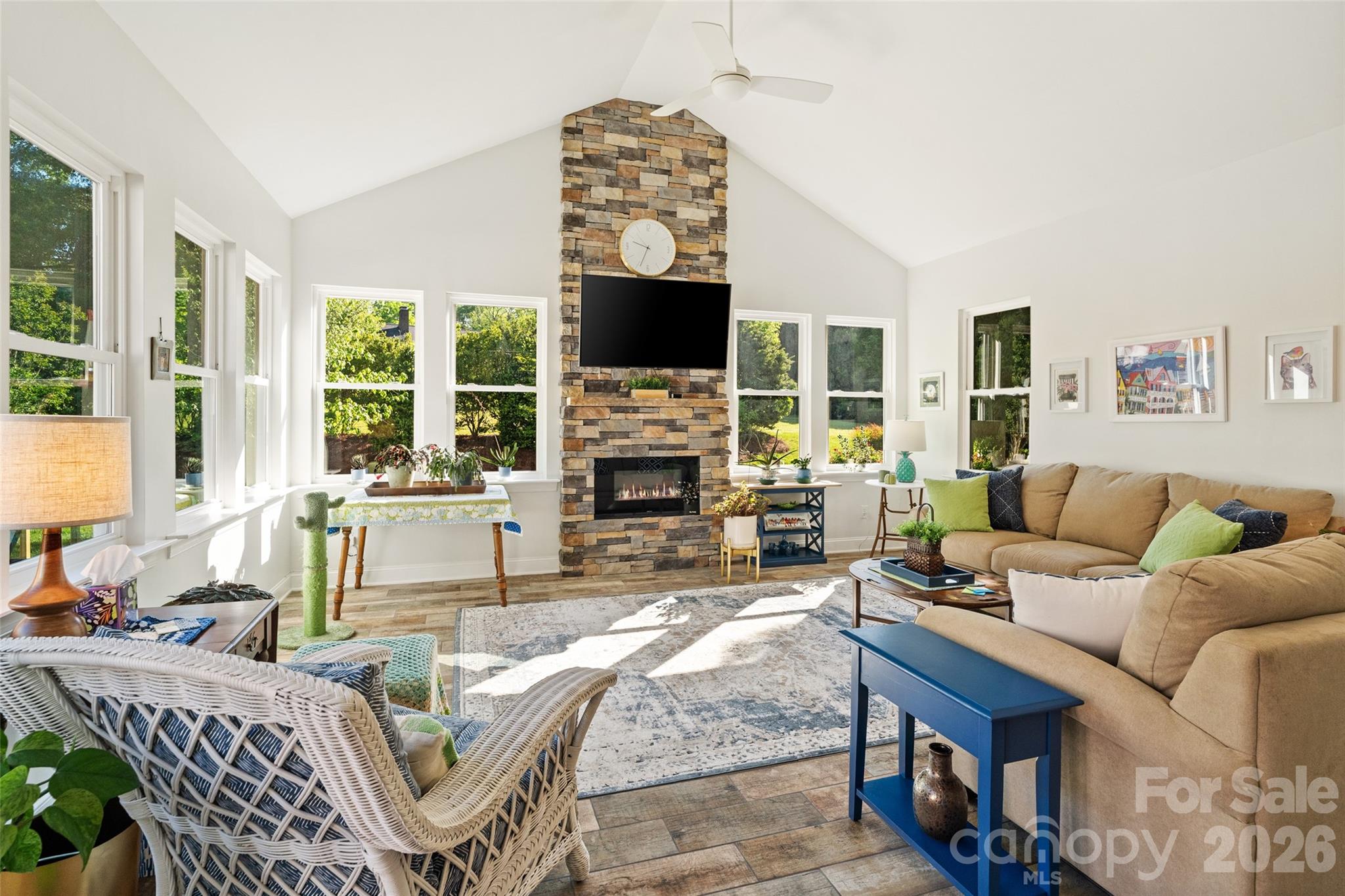 1701 S South Point Road Property Photo 16