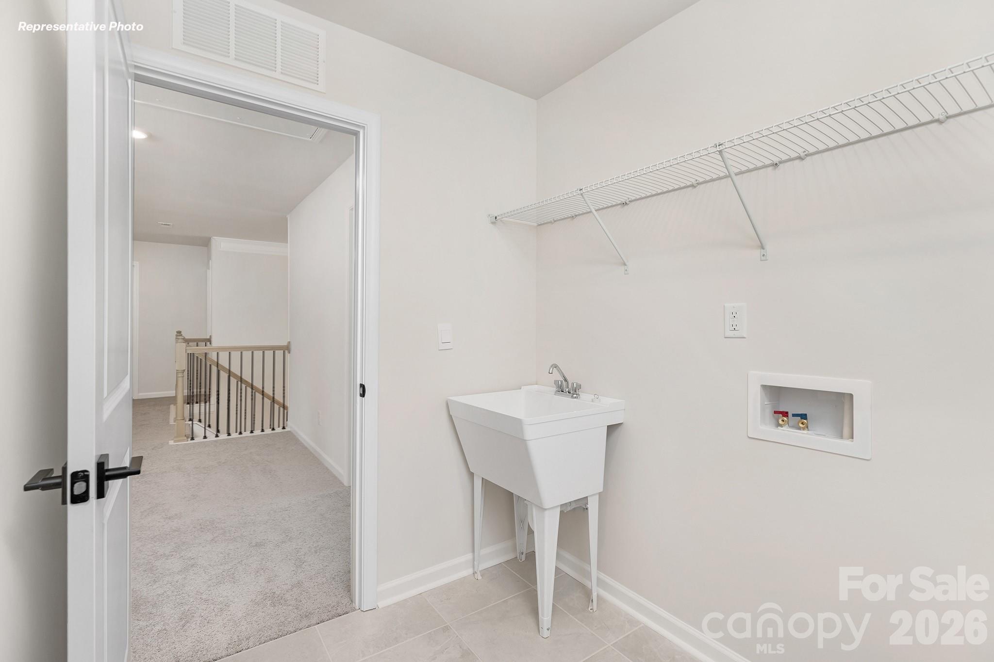7129 Sylvan Retreat Drive Property Photo 25