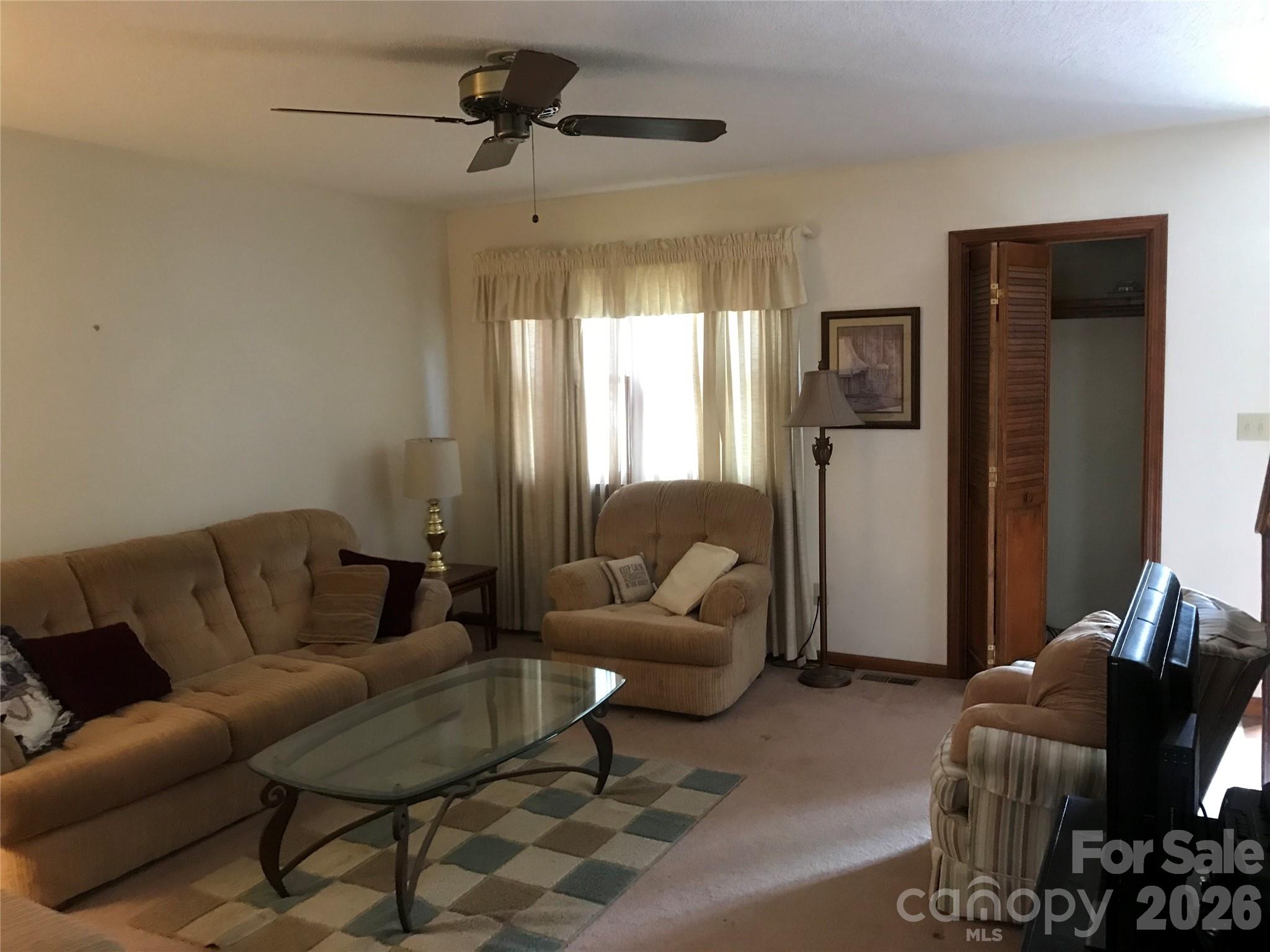 1 Pensacola Heights Property Photo 4