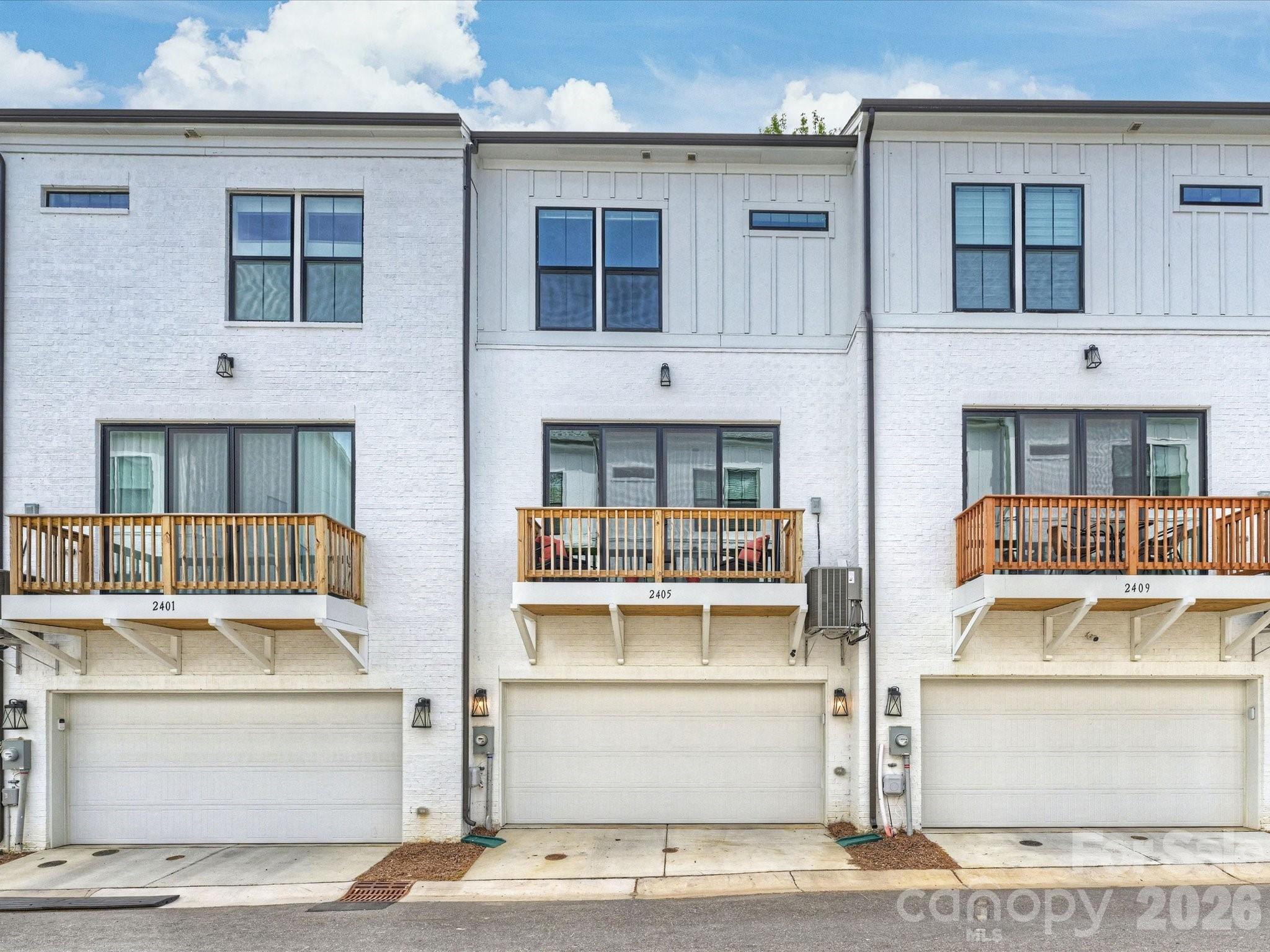 2405 Magnolia Blossom Way Property Photo 31