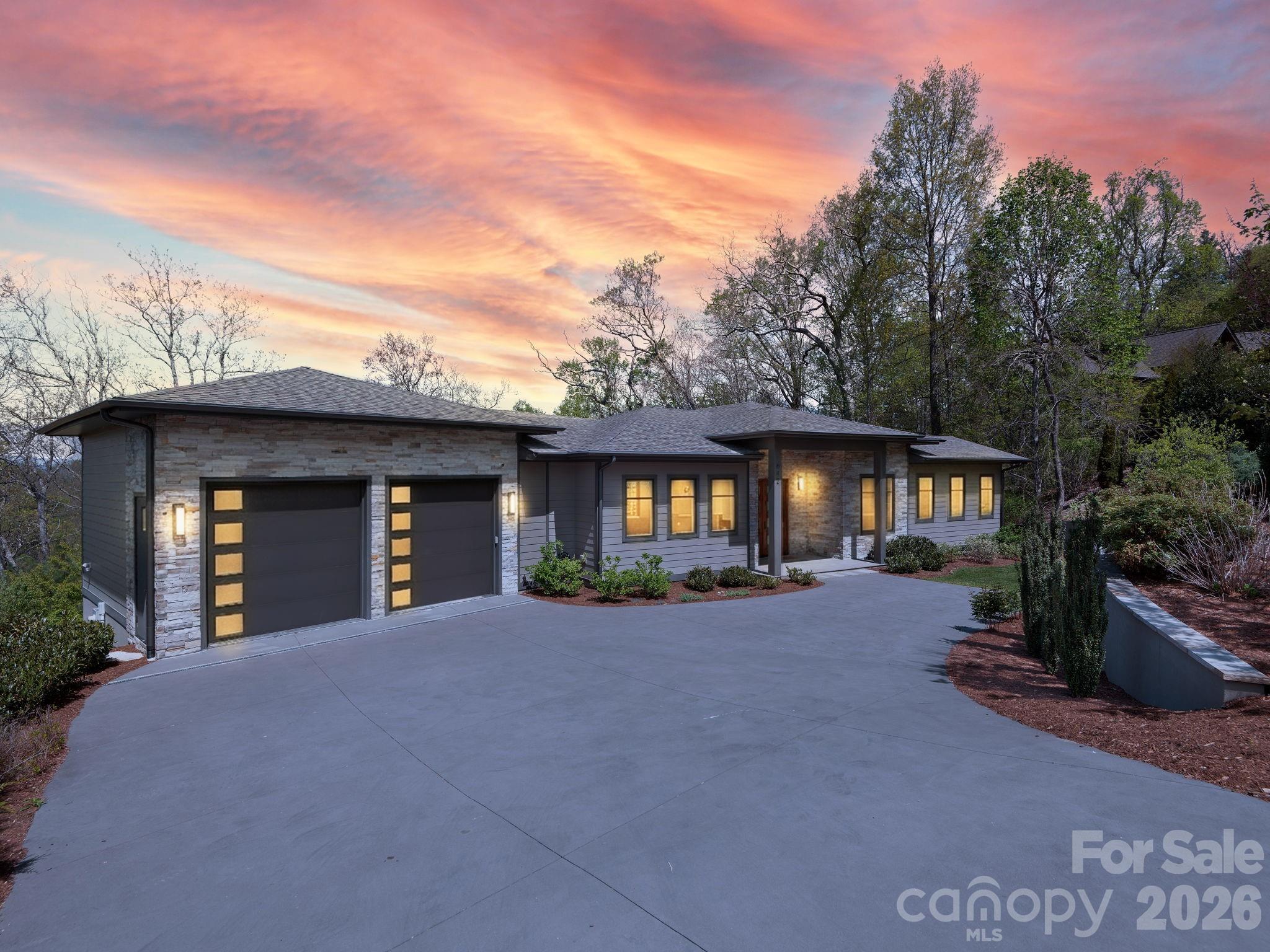 642 Altamont View Property Photo 1