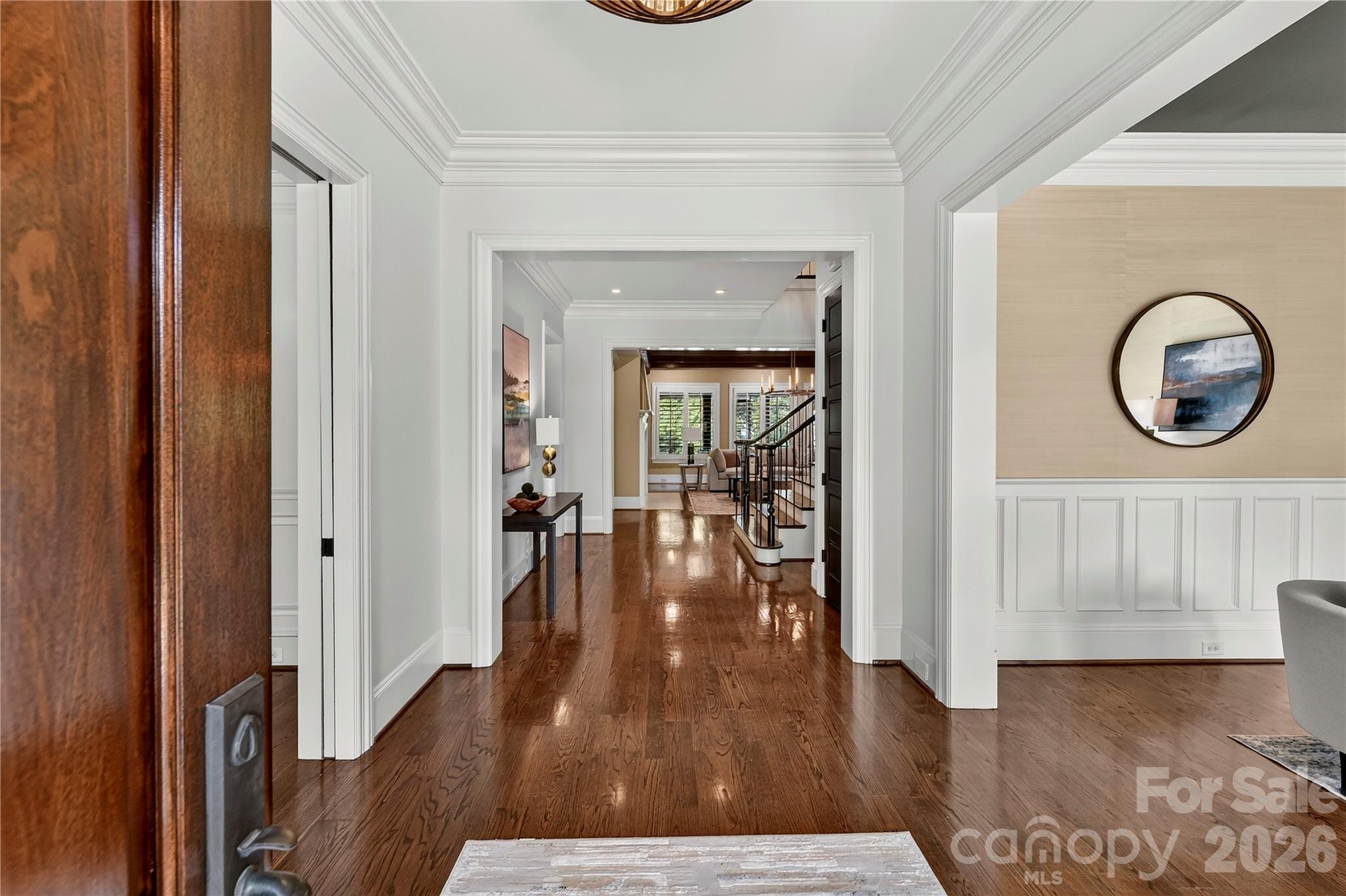 808 Huntington Park Drive Property Photo 6