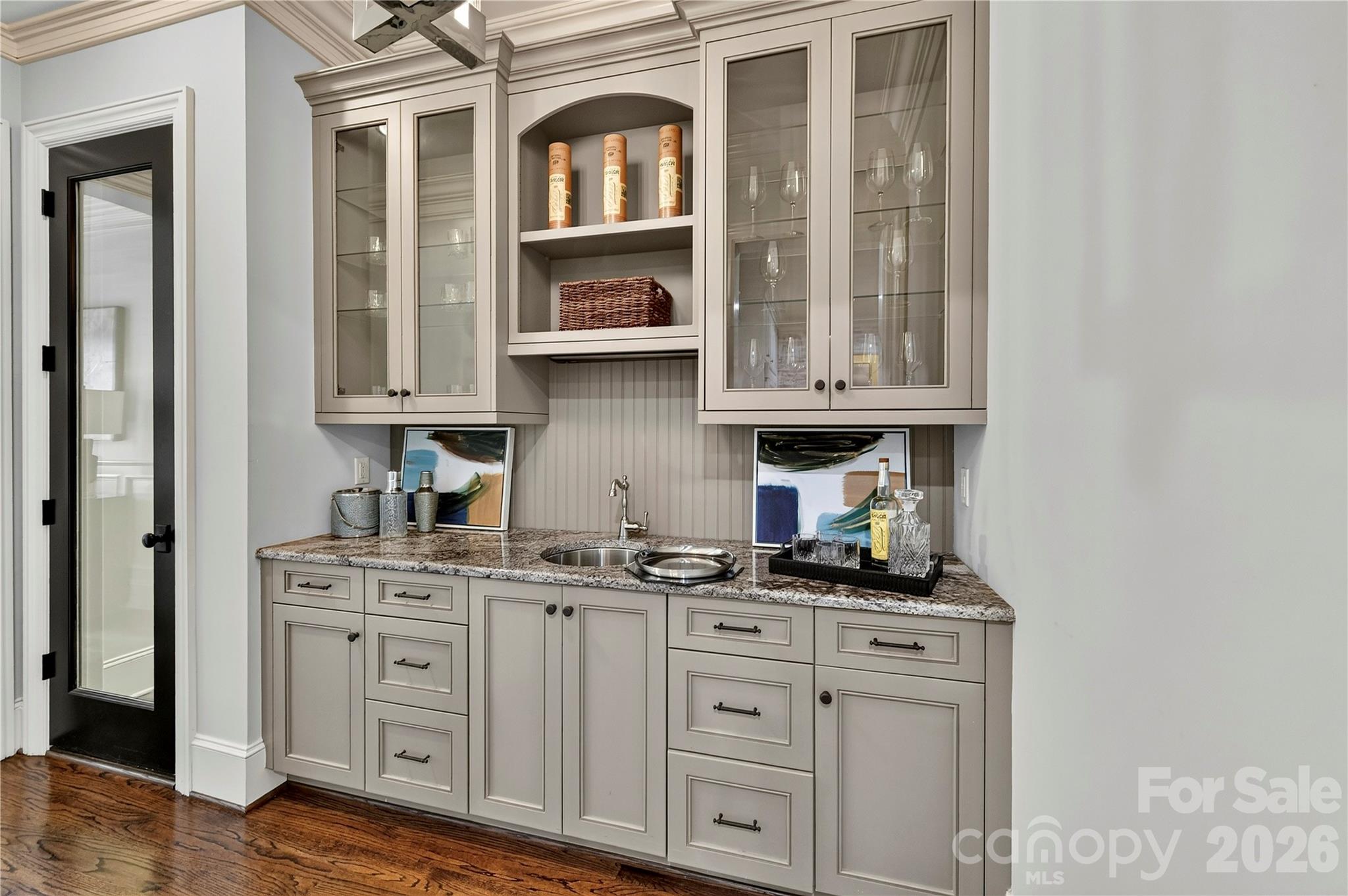 808 Huntington Park Drive Property Photo 10