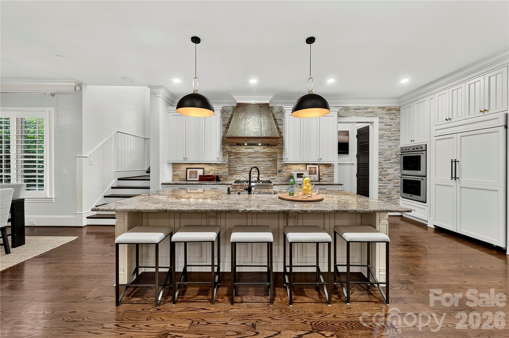 808 Huntington Park Drive Property Photo 12