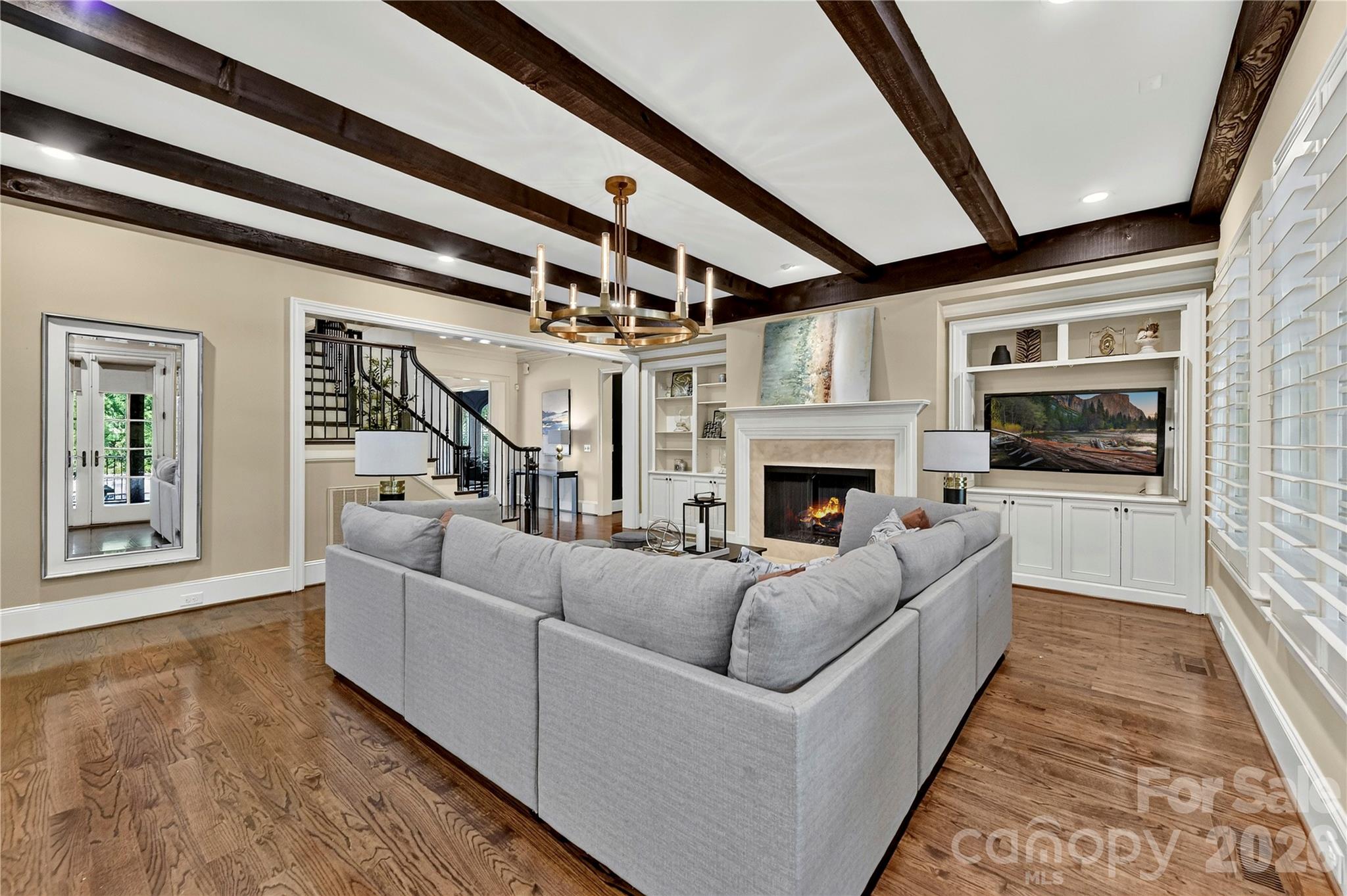 808 Huntington Park Drive Property Photo 14