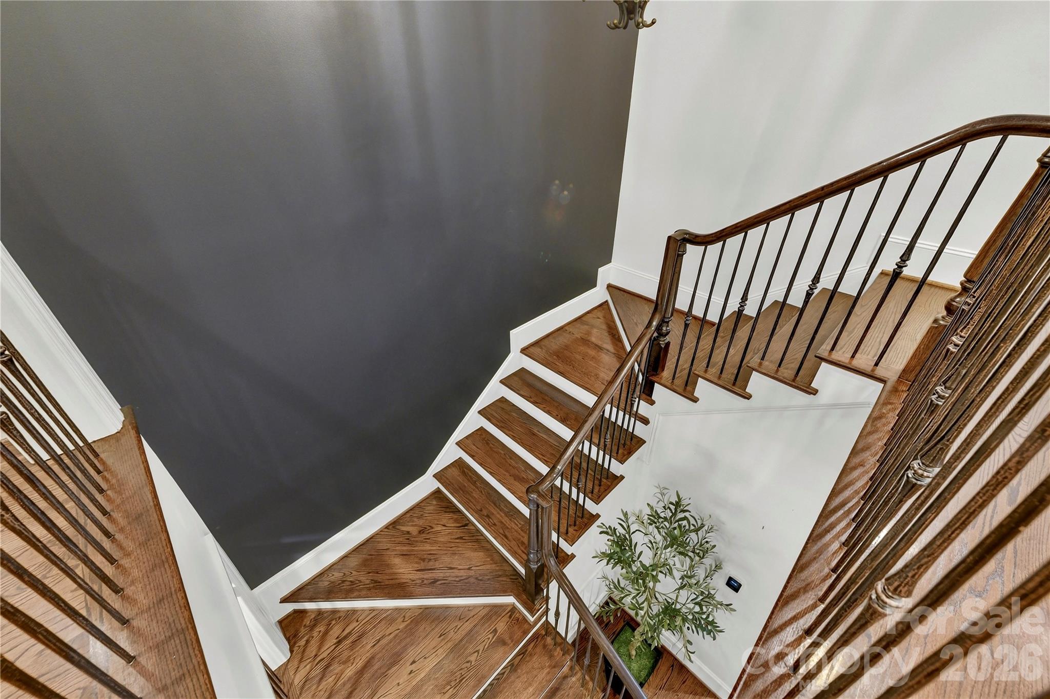 808 Huntington Park Drive Property Photo 22