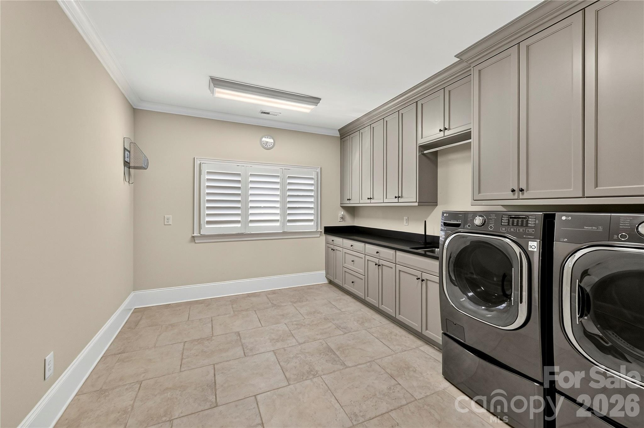 808 Huntington Park Drive Property Photo 32