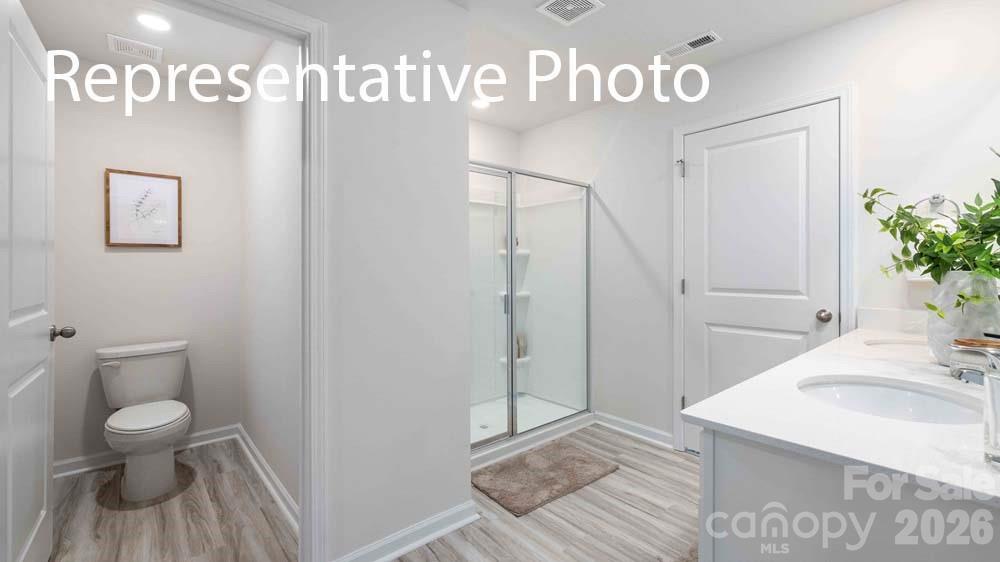7592 Bainbridge Road Property Photo 15