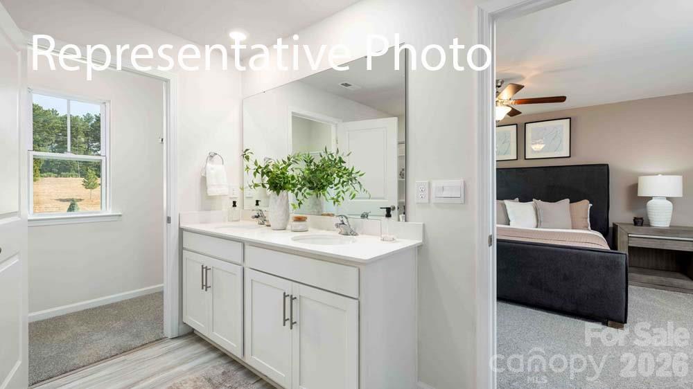 7592 Bainbridge Road Property Photo 16