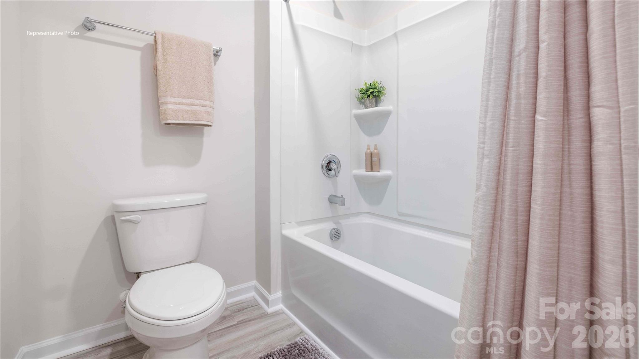 7592 Bainbridge Road Property Photo 21