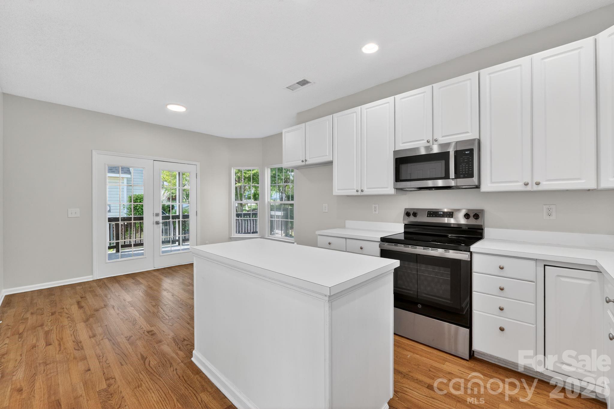 5107 Bentgrass Run Drive Property Photo 6
