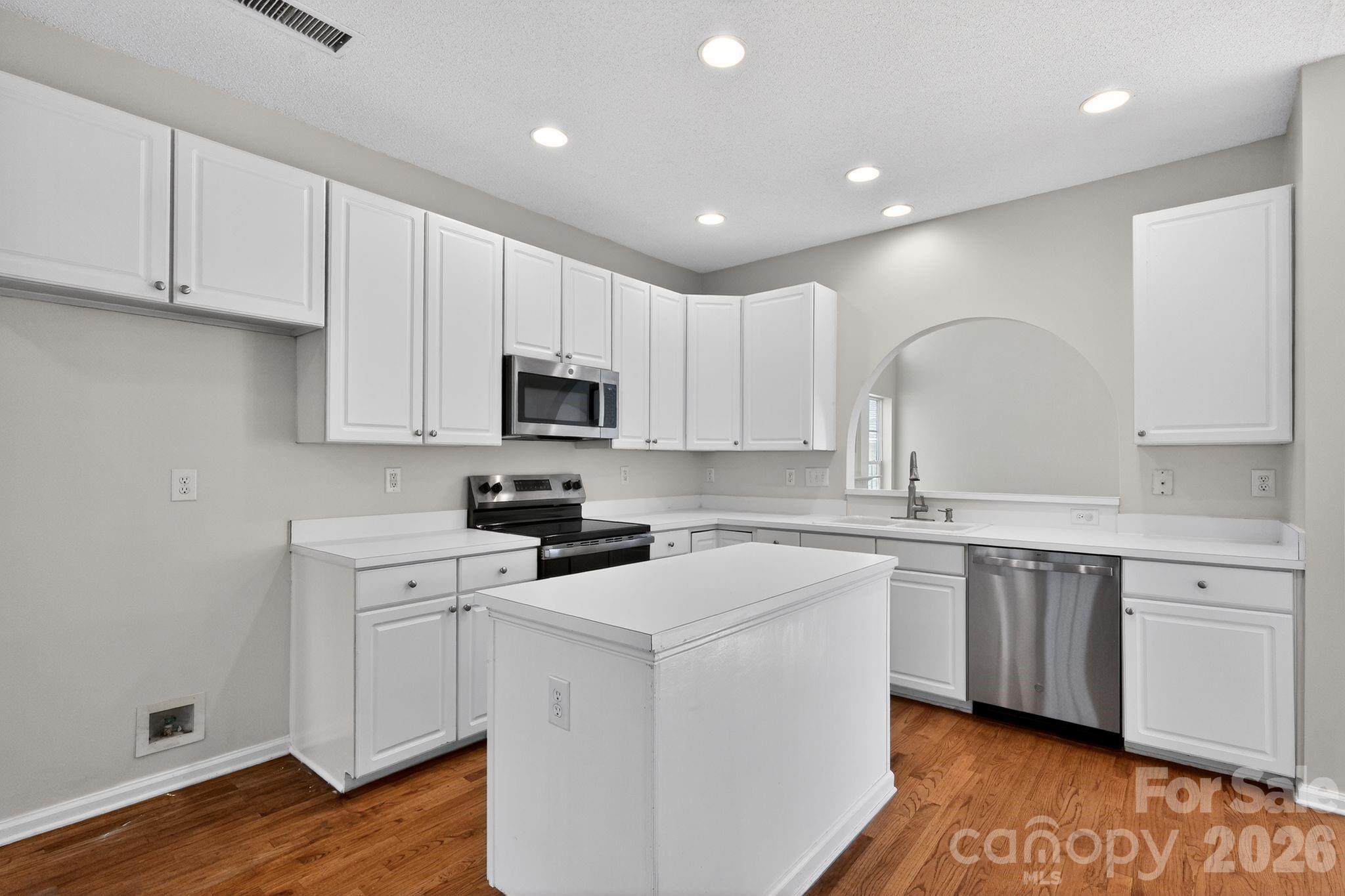 5107 Bentgrass Run Drive Property Photo 7