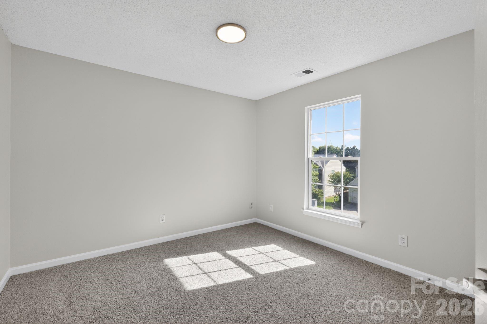 5107 Bentgrass Run Drive Property Photo 14
