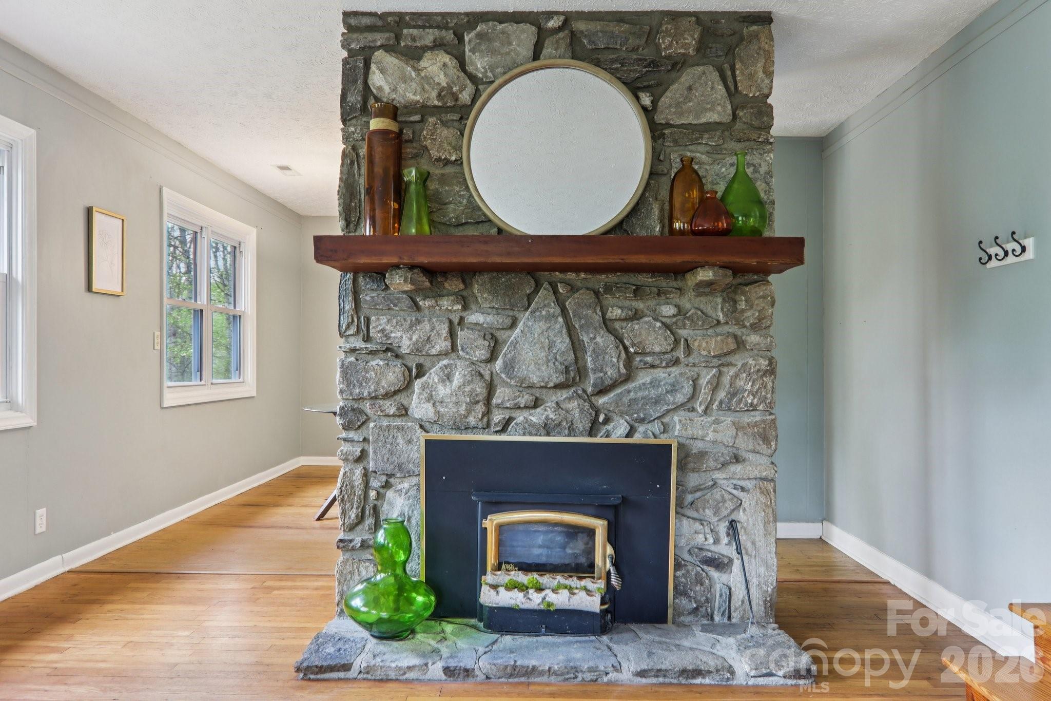 74 Link Circle Property Photo 17