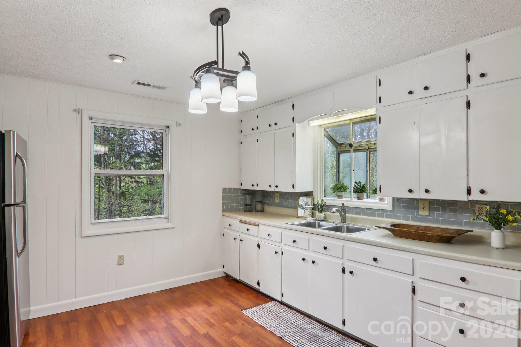 74 Link Circle Property Photo 22