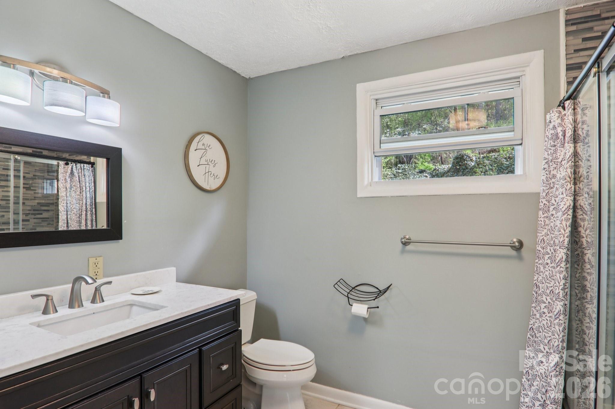 74 Link Circle Property Photo 25