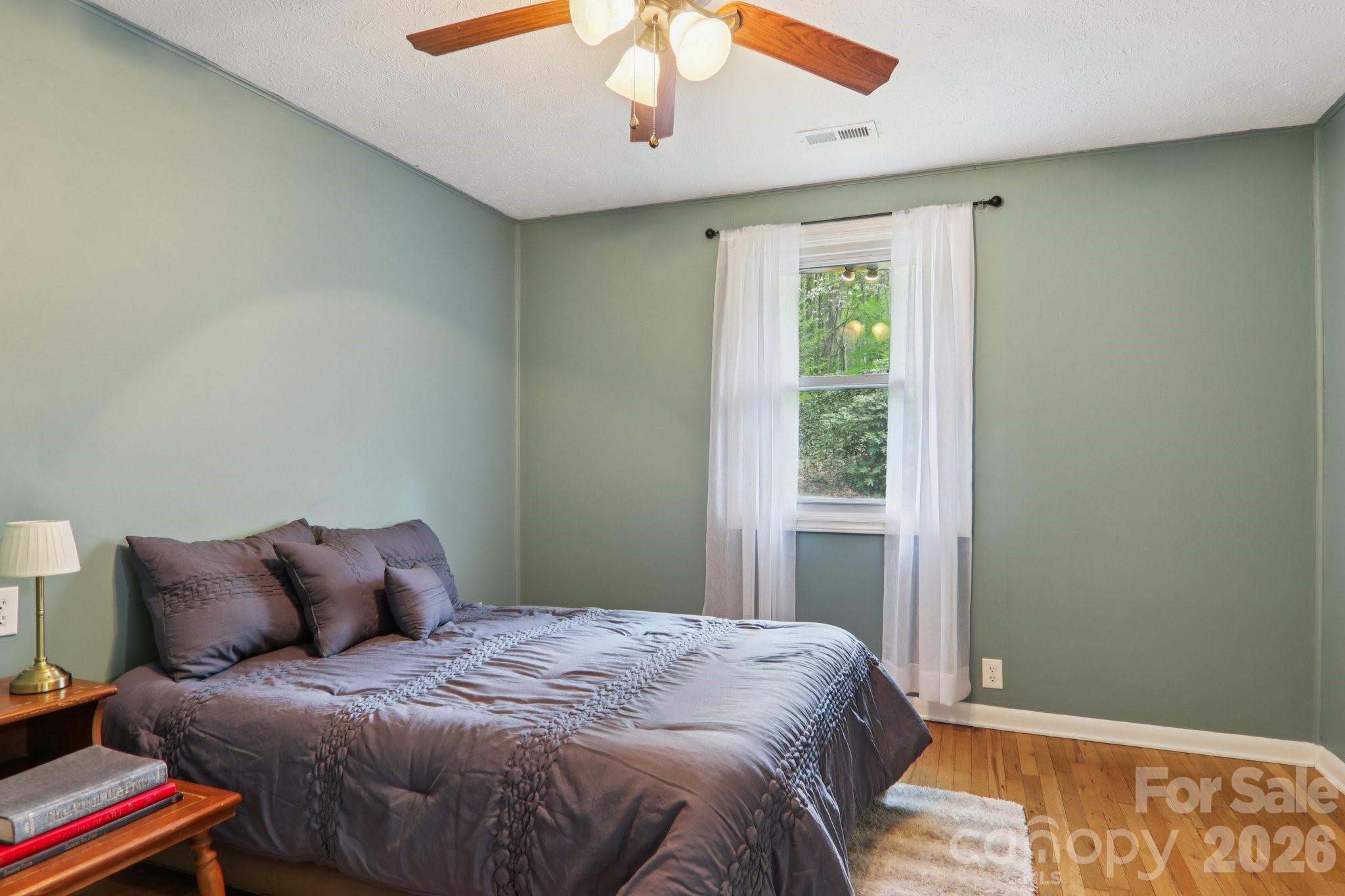 74 Link Circle Property Photo 31