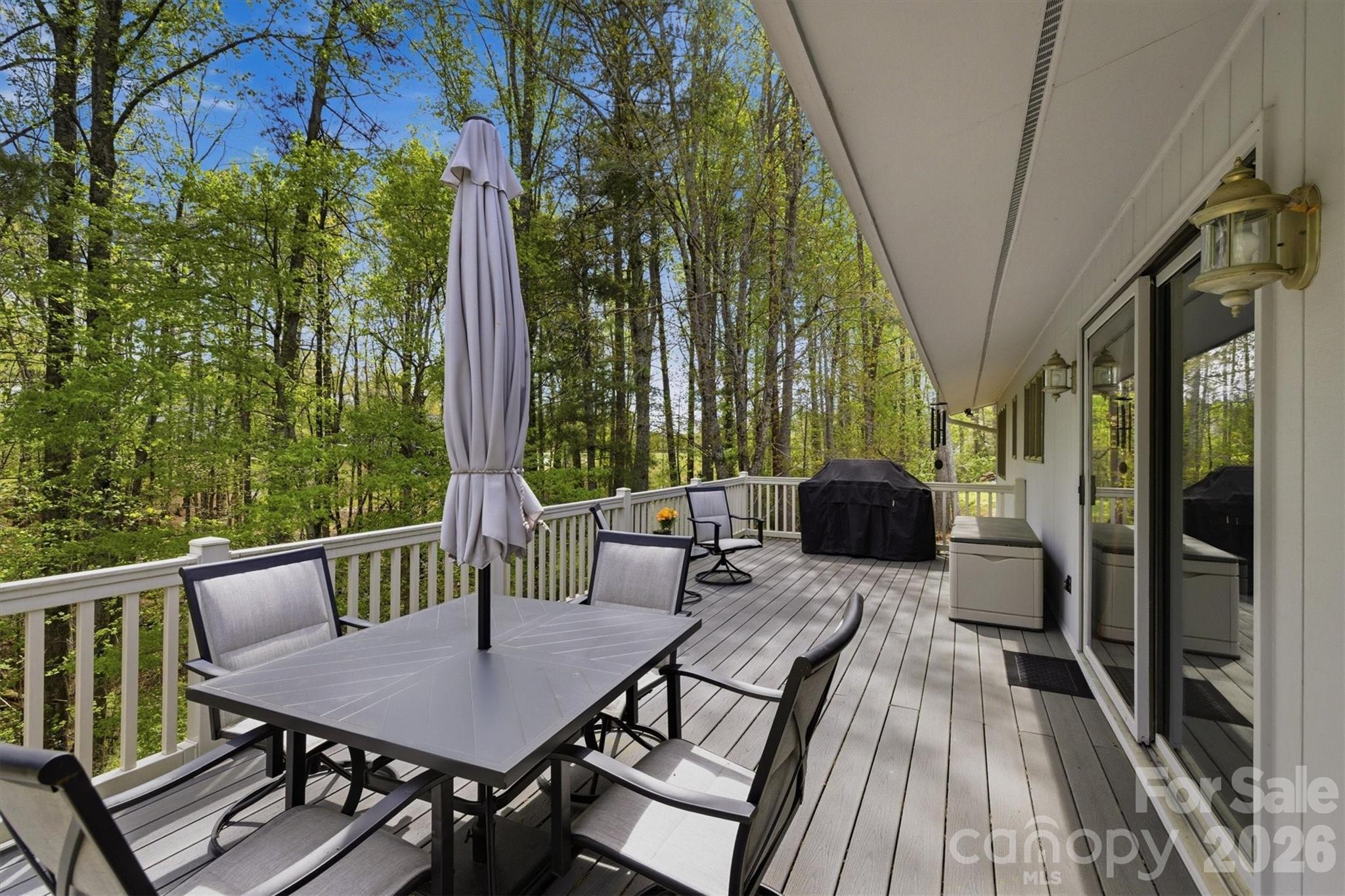 122 Lake Club Drive Property Photo 8