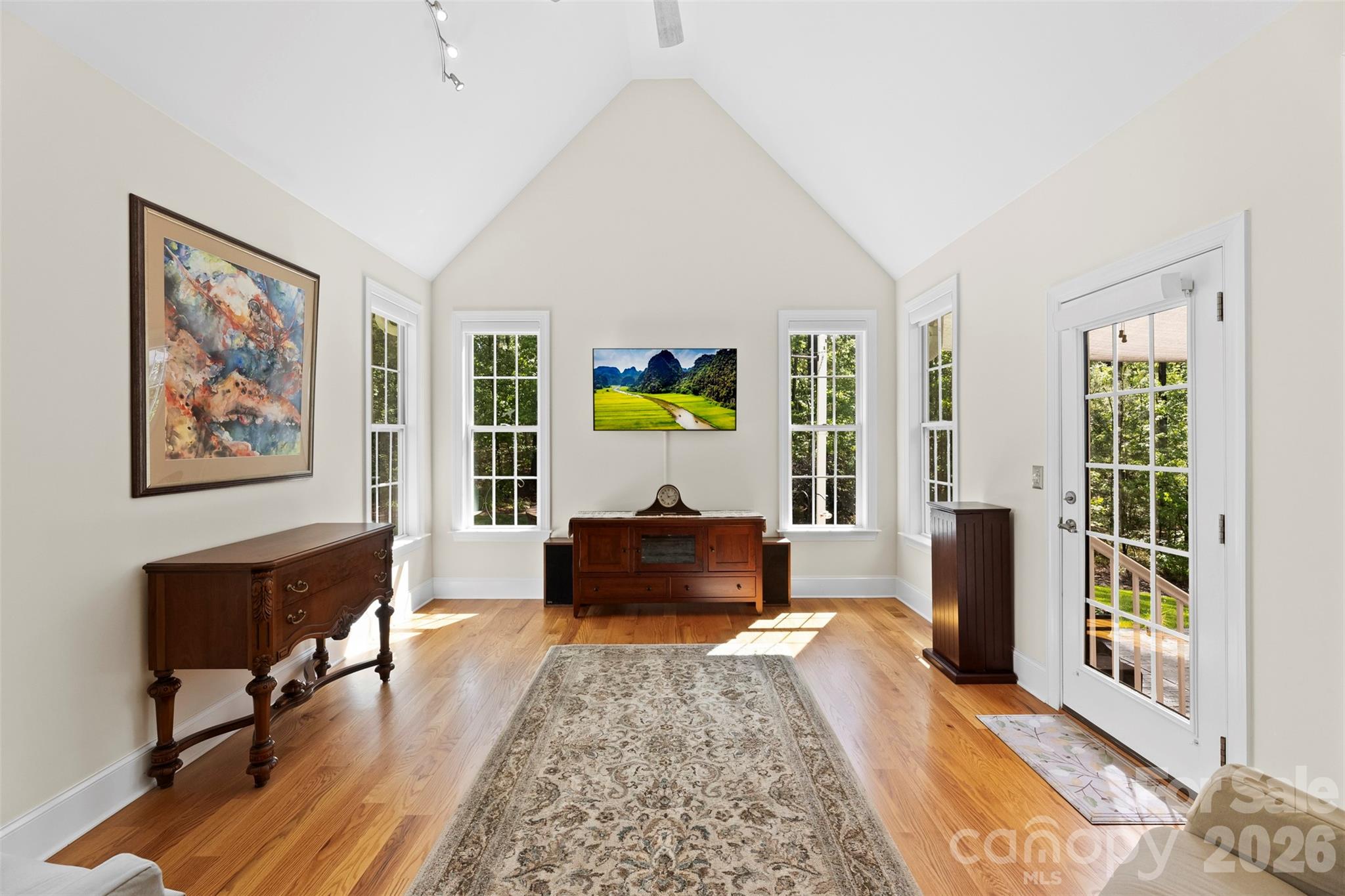 6296 Chimney Bluff Road Property Photo 6
