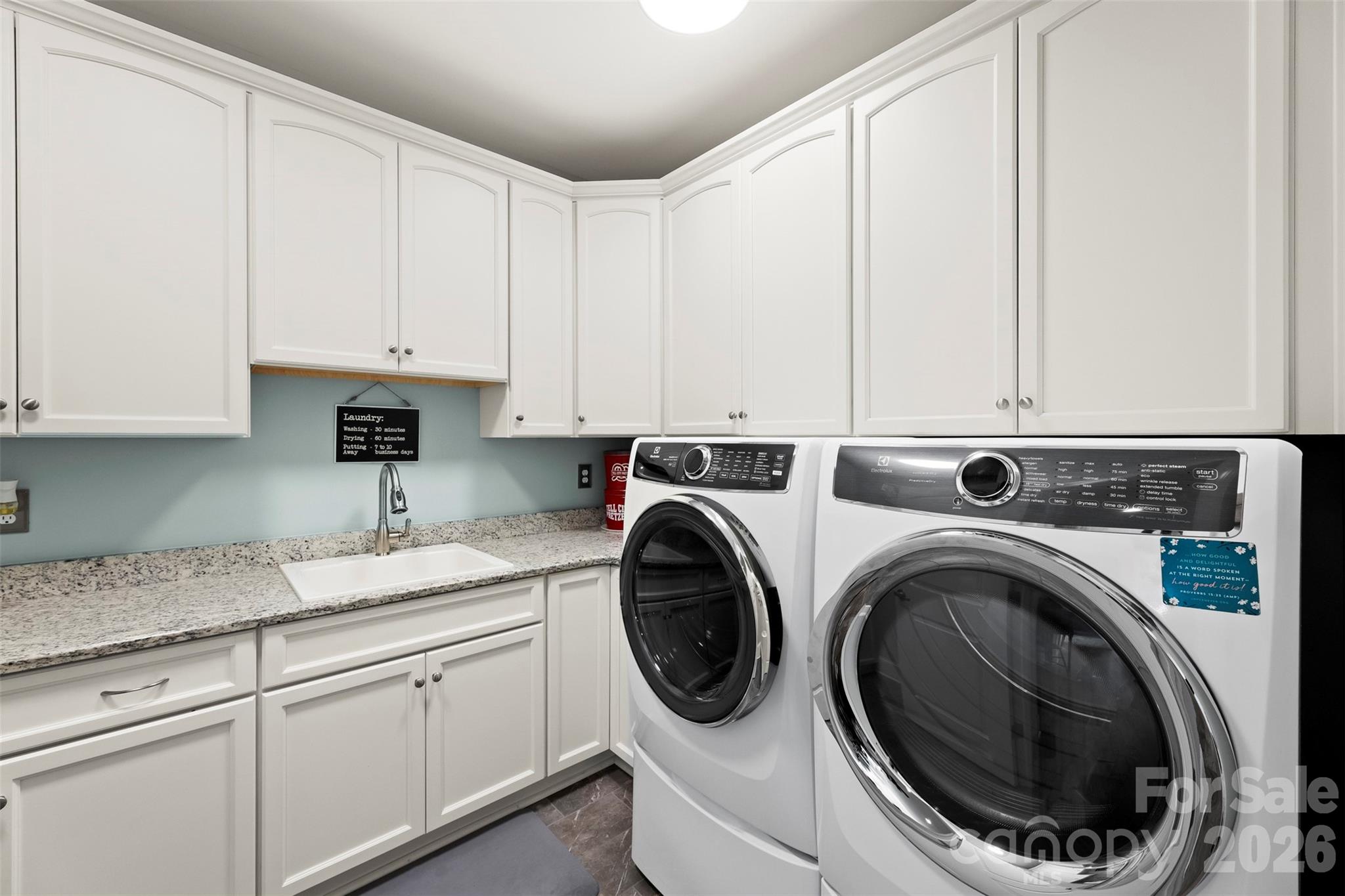 6296 Chimney Bluff Road Property Photo 23