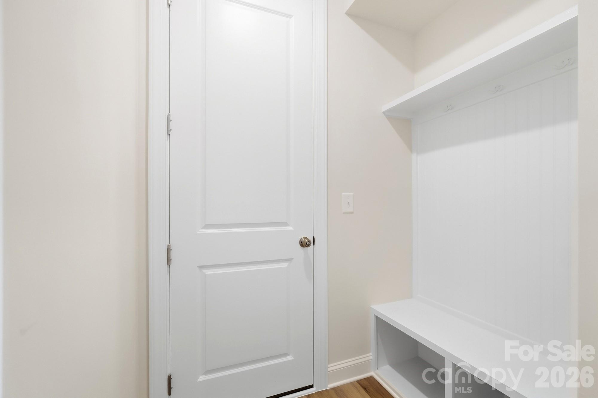 2651 Mabel Lane Property Photo 21