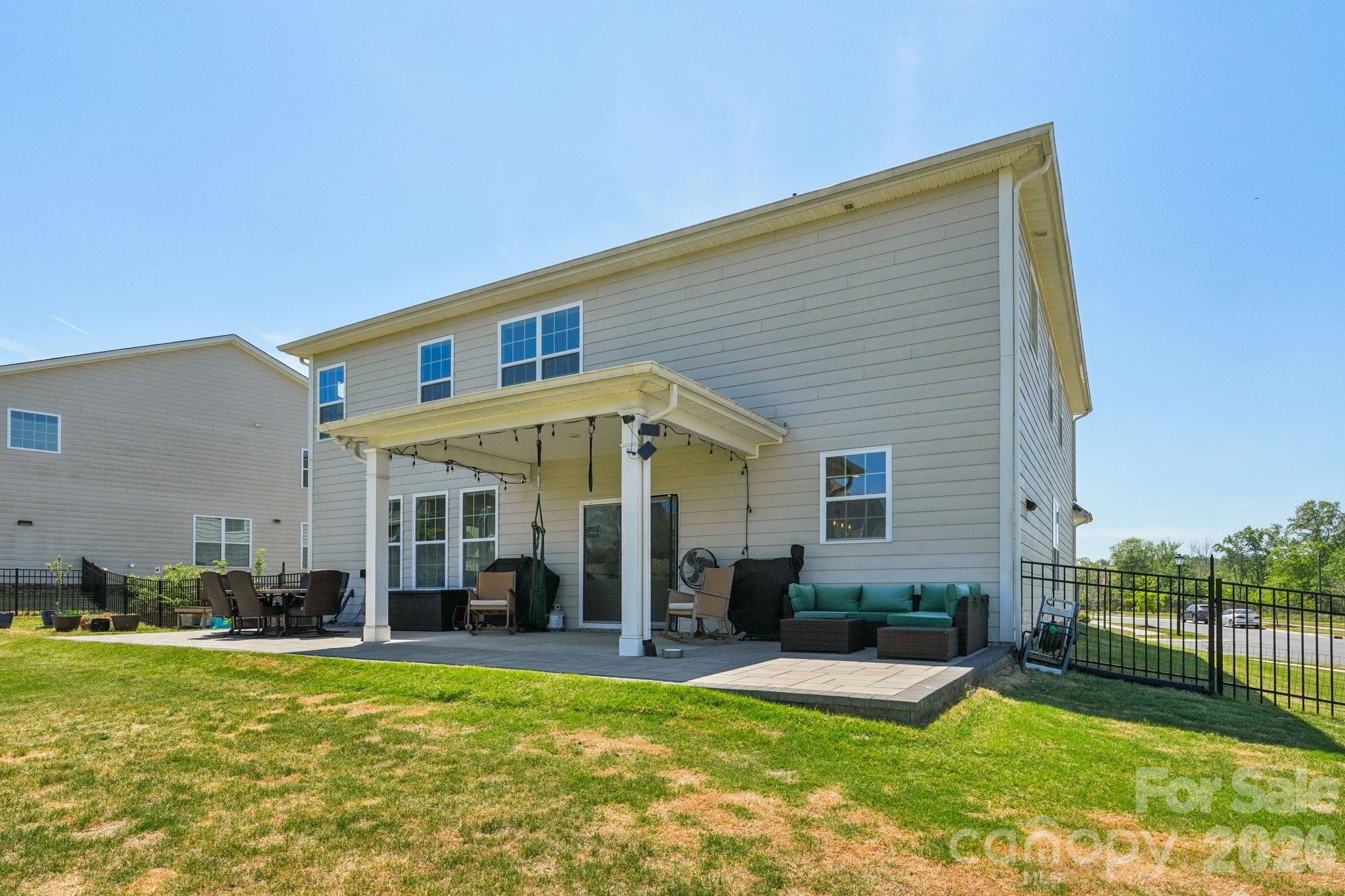 4138 Wild Olive Drive Property Photo 11