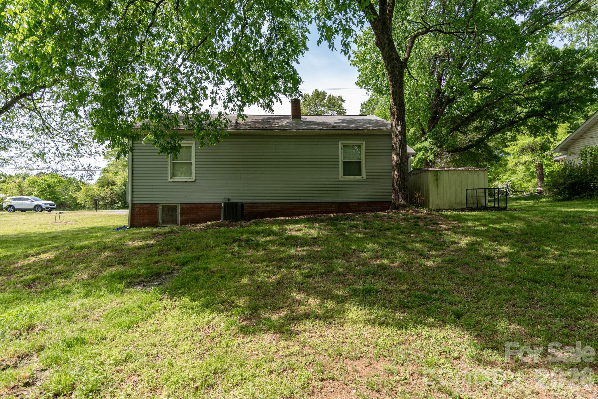 33 Central Heights Drive Property Photo 12