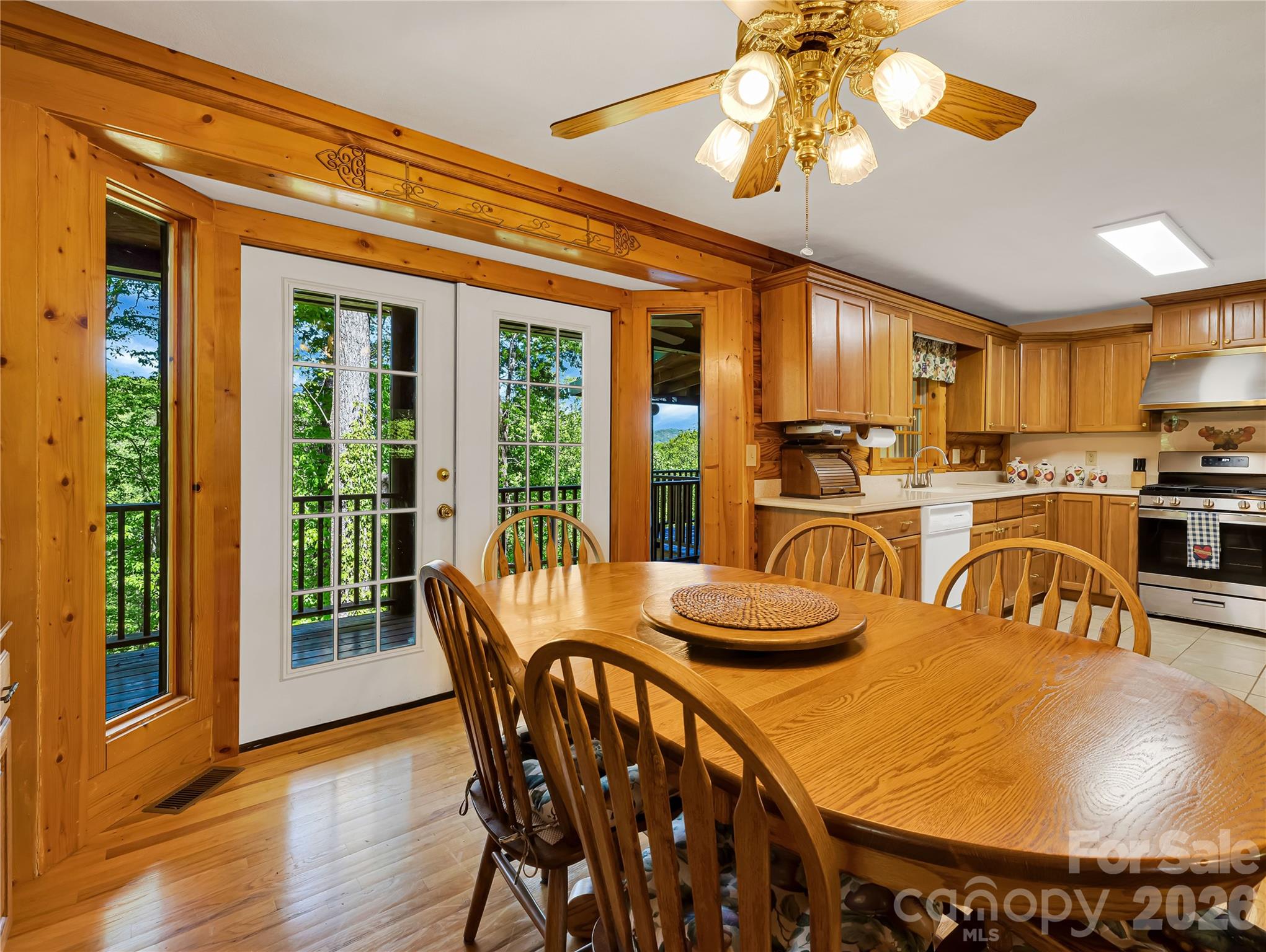 212 Glen Echo Circle Property Photo 11