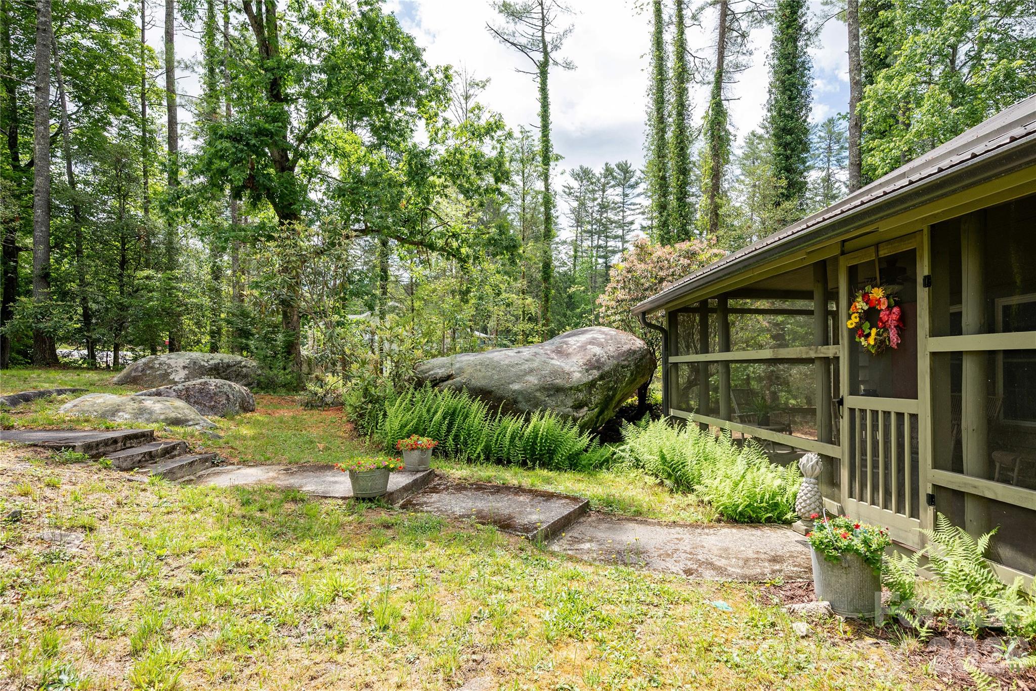 10844 Greenville Highway Property Photo 5