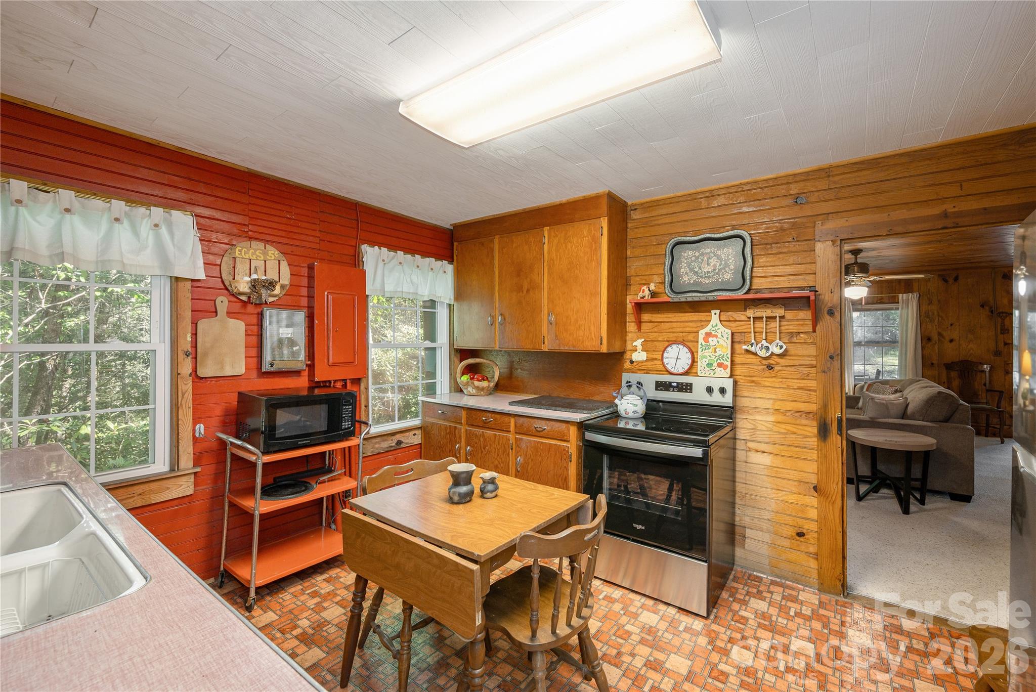 10844 Greenville Highway Property Photo 23