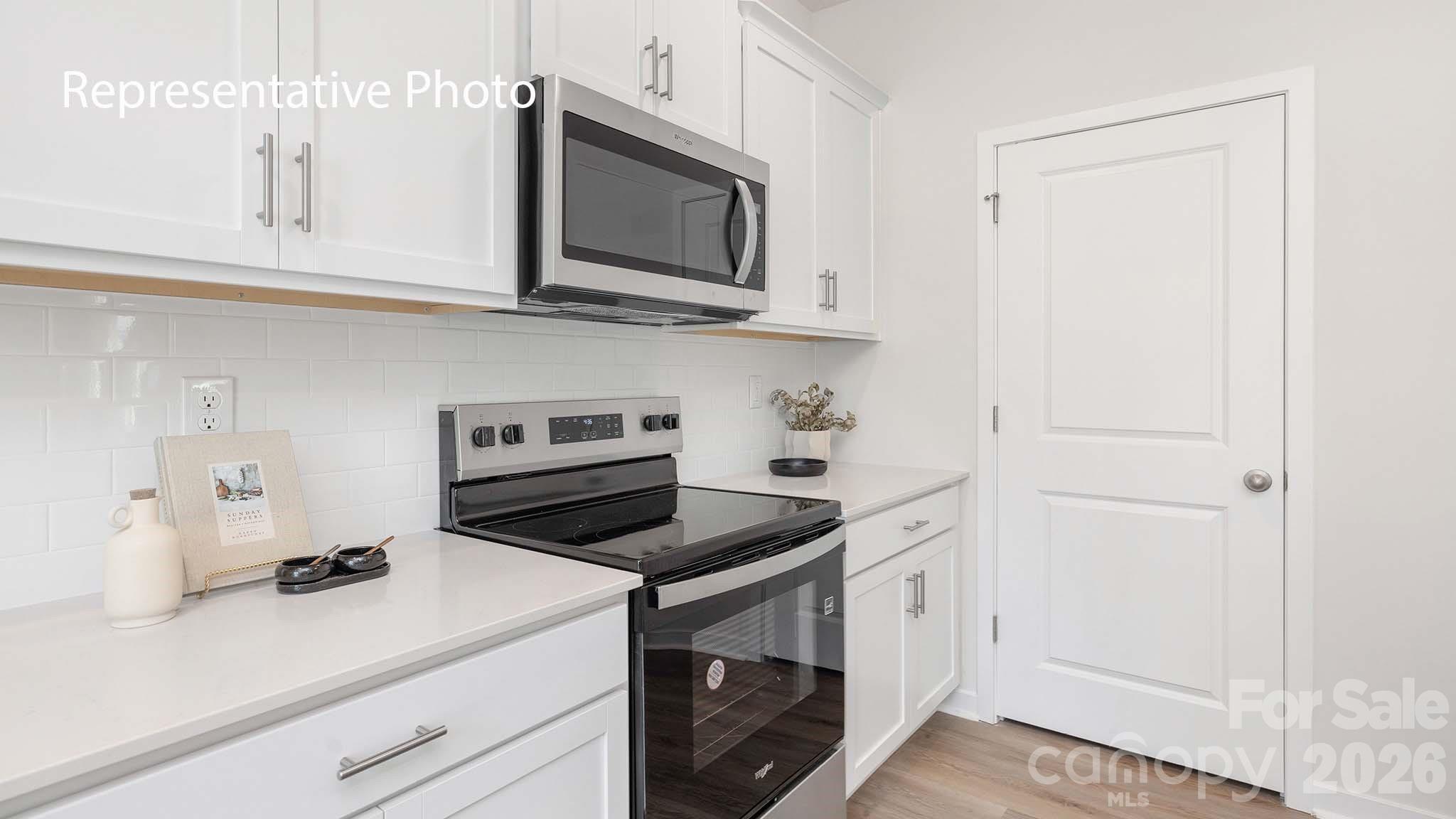 1331 Lily Drive Property Photo 4