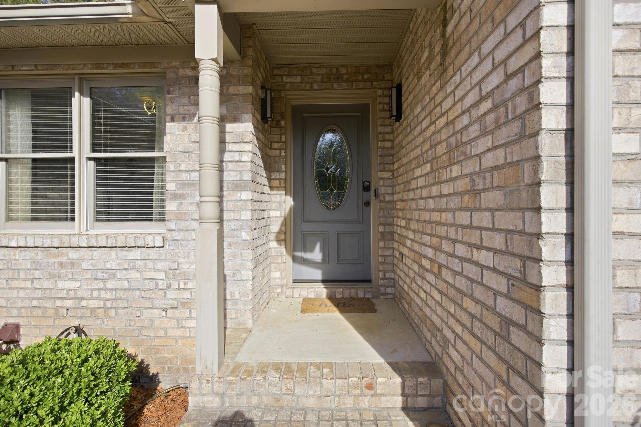 406 Vincent Court Property Photo 6