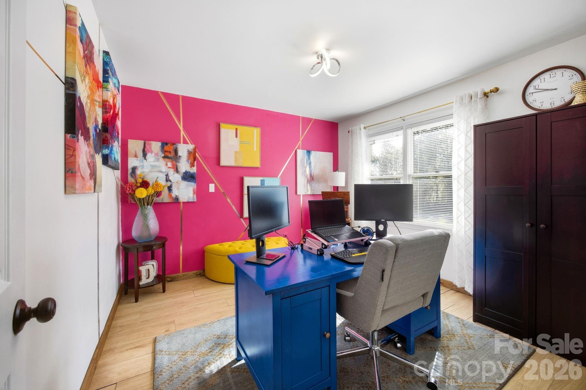406 Vincent Court Property Photo 24