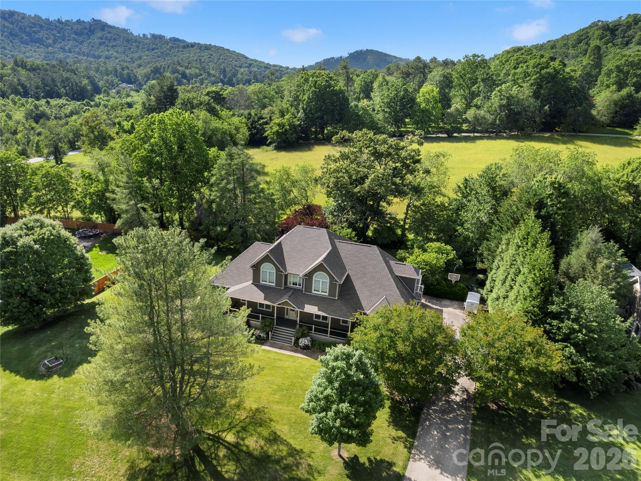 18 Brook Meadows Lane Property Photo 7