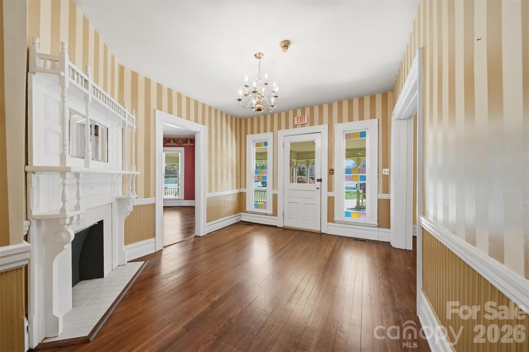 121 5th Avenue Property Photo 4