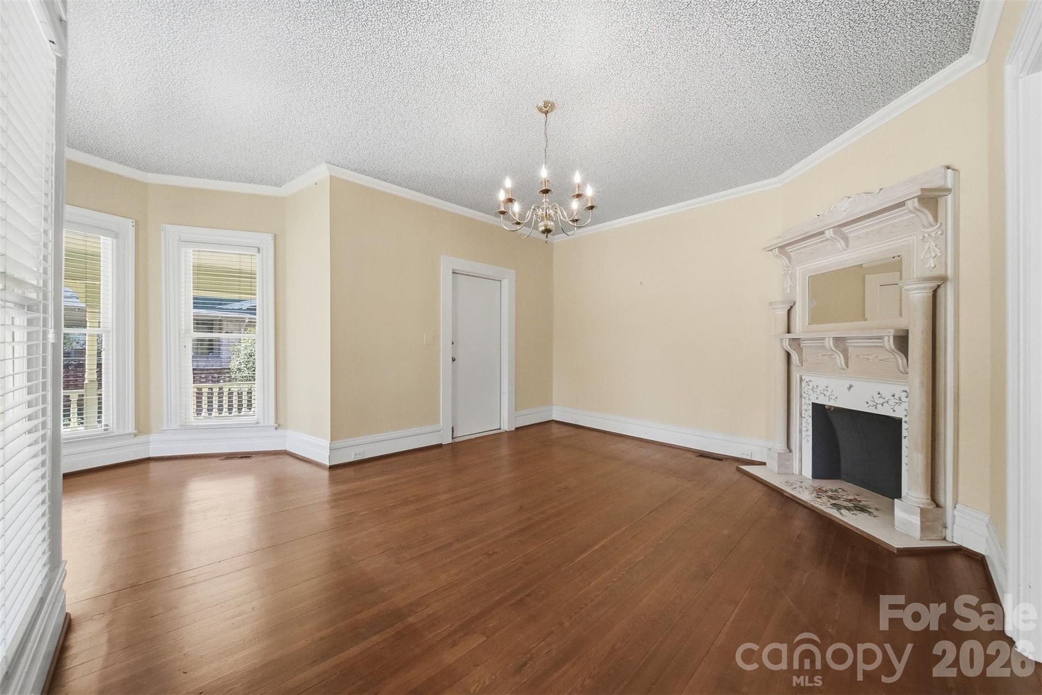 121 5th Avenue Property Photo 7