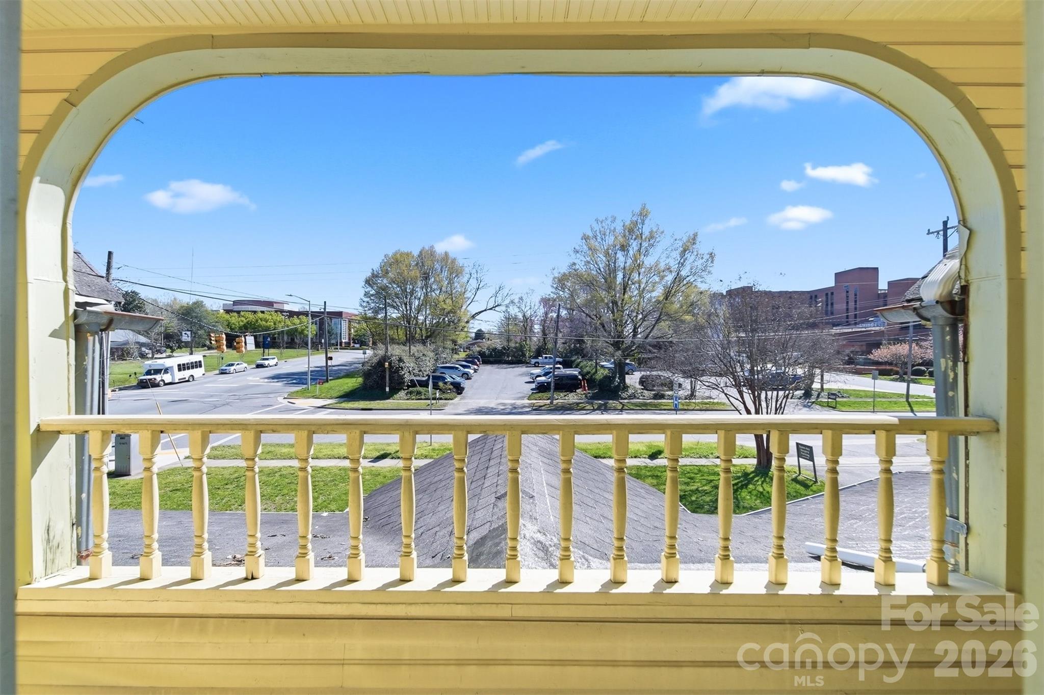 121 5th Avenue Property Photo 21