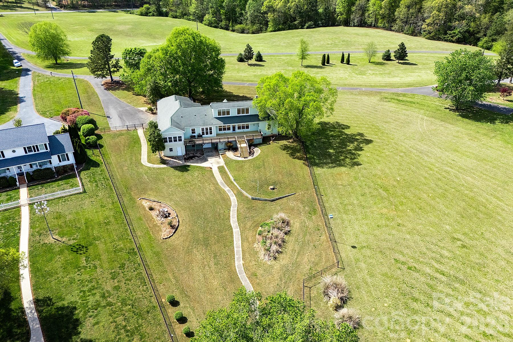 46356 Chase Point Drive Property Photo 5