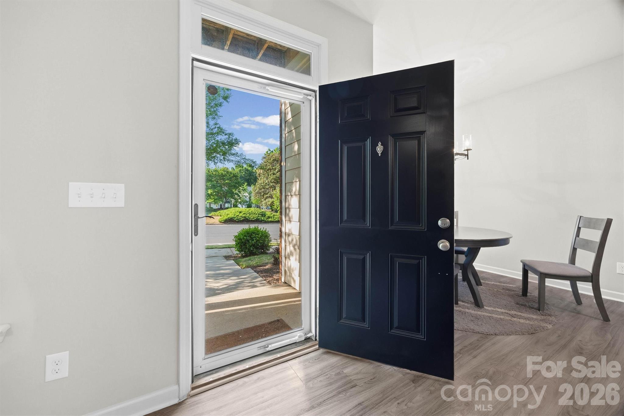 204 Overstone Court Property Photo 4