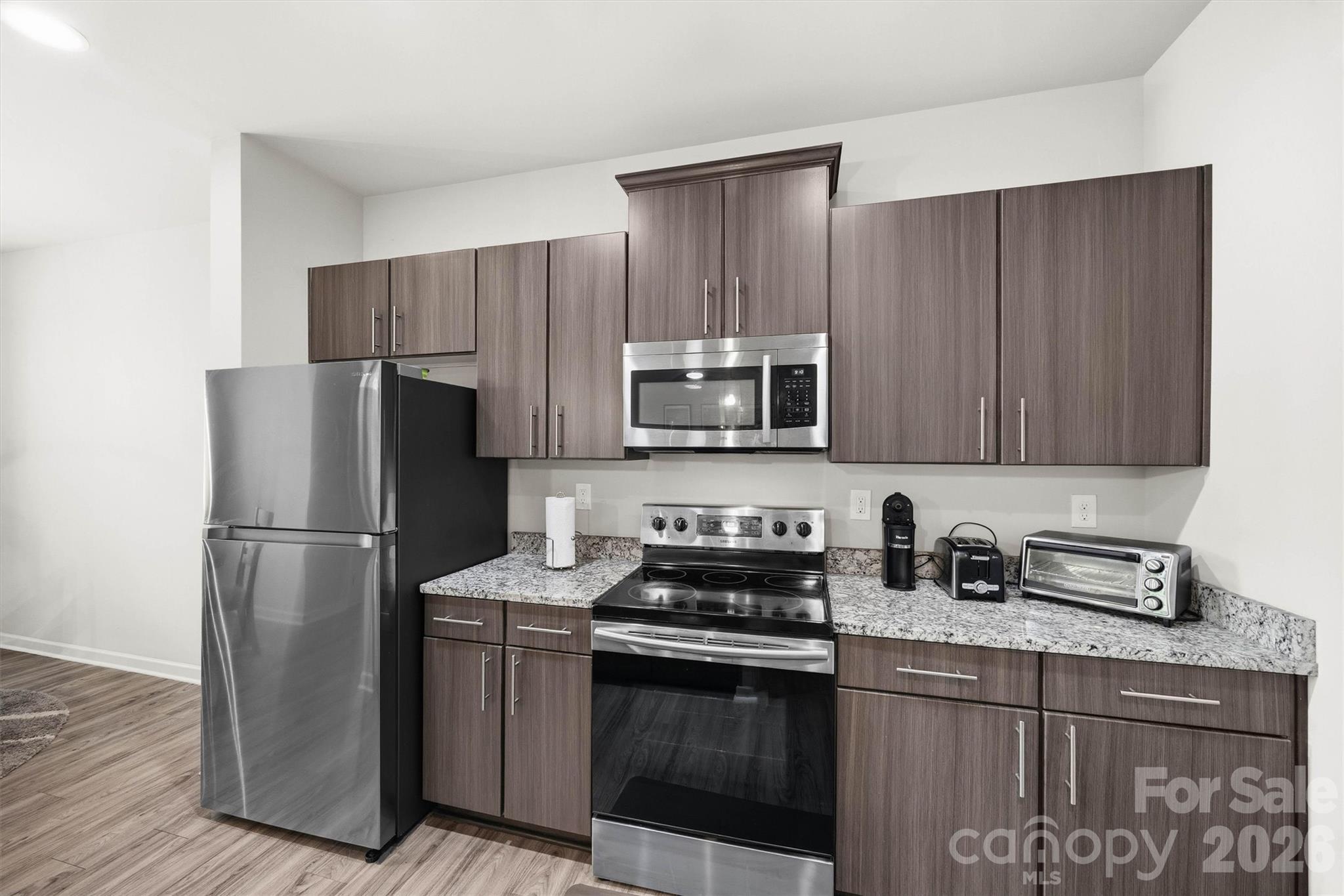204 Overstone Court Property Photo 12