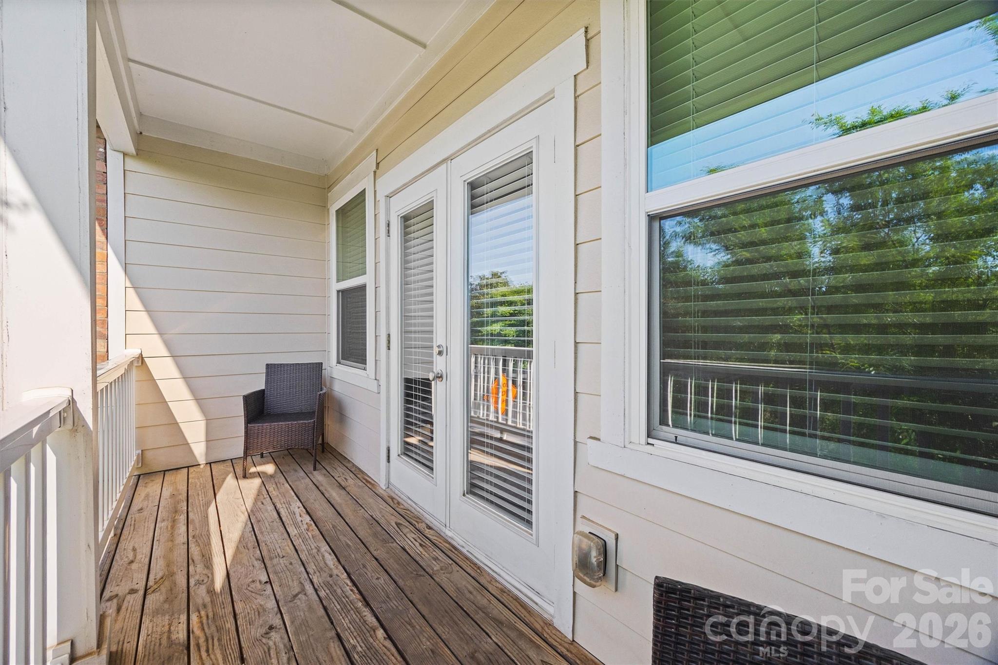 204 Overstone Court Property Photo 23