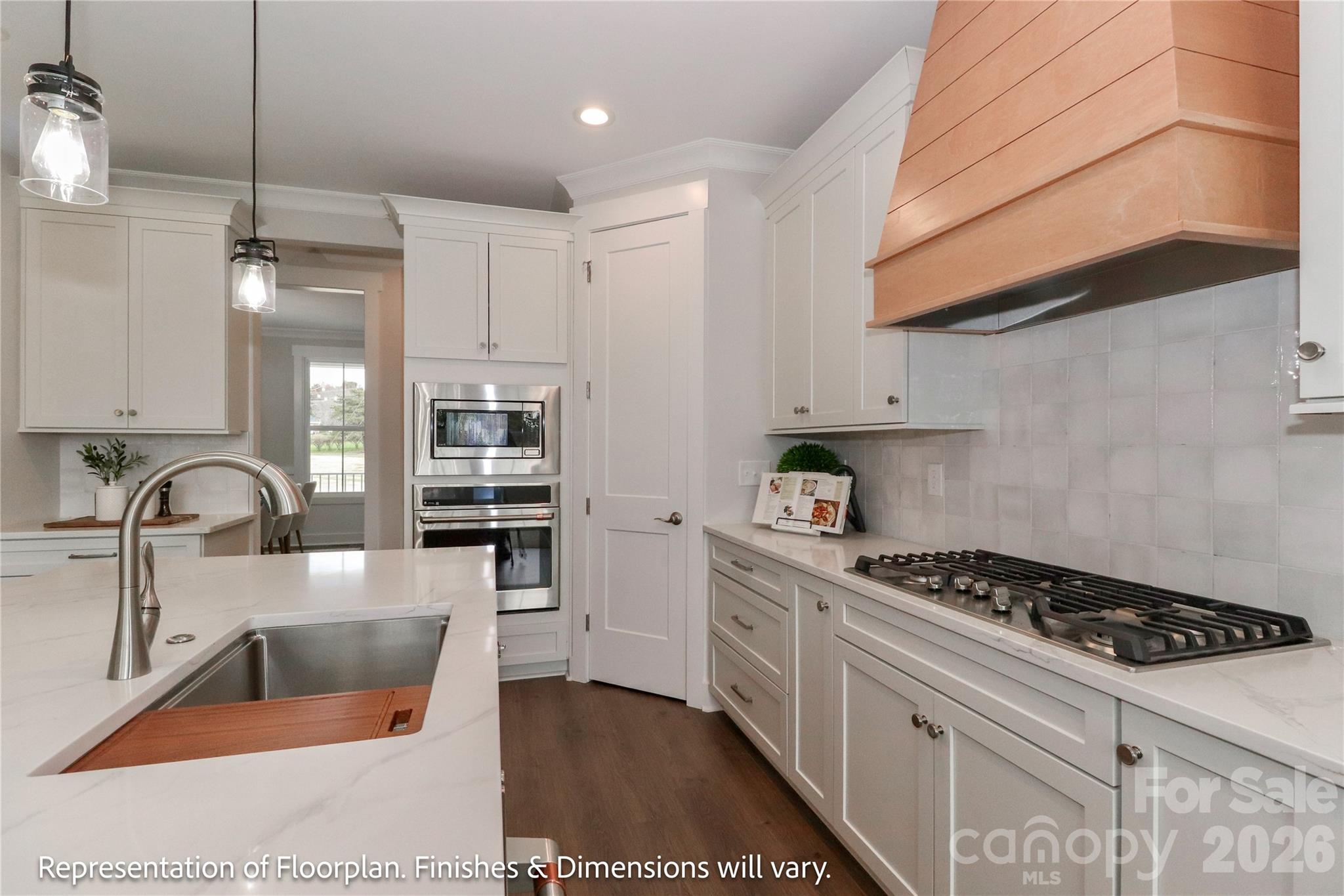 152 Fox Hunt Drive Property Photo 11