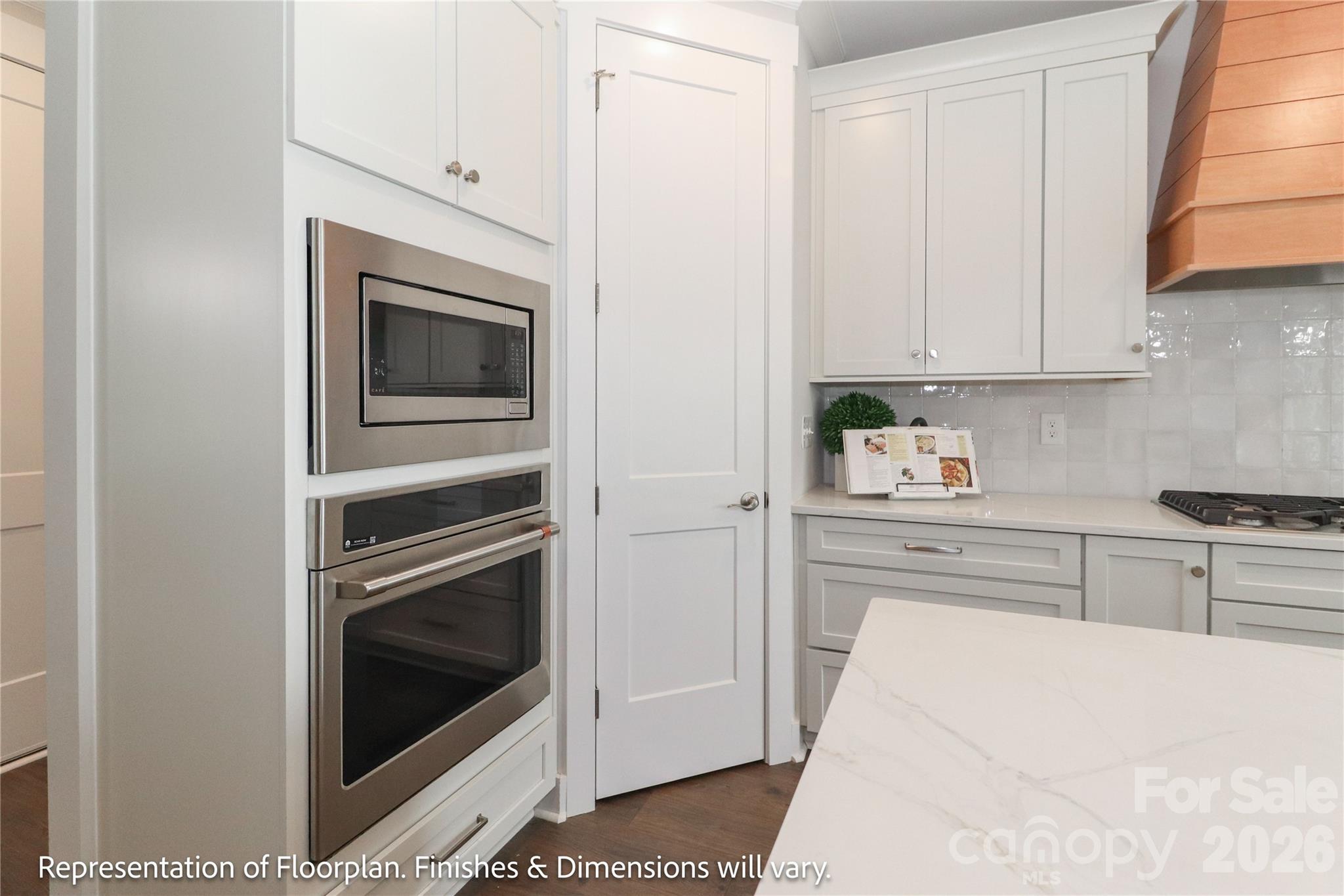 152 Fox Hunt Drive Property Photo 13