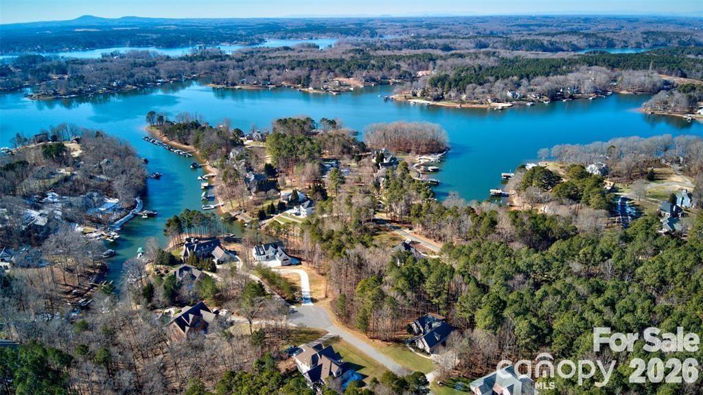 152 Fox Hunt Drive Property Photo 35